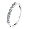 Hayesaura | Heart Motif Floral Crown Prong Moissanite Romantic Ring