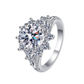 Hayesaura | Grand Three-Carat Light Luxury Moissanite Cocktail Ring