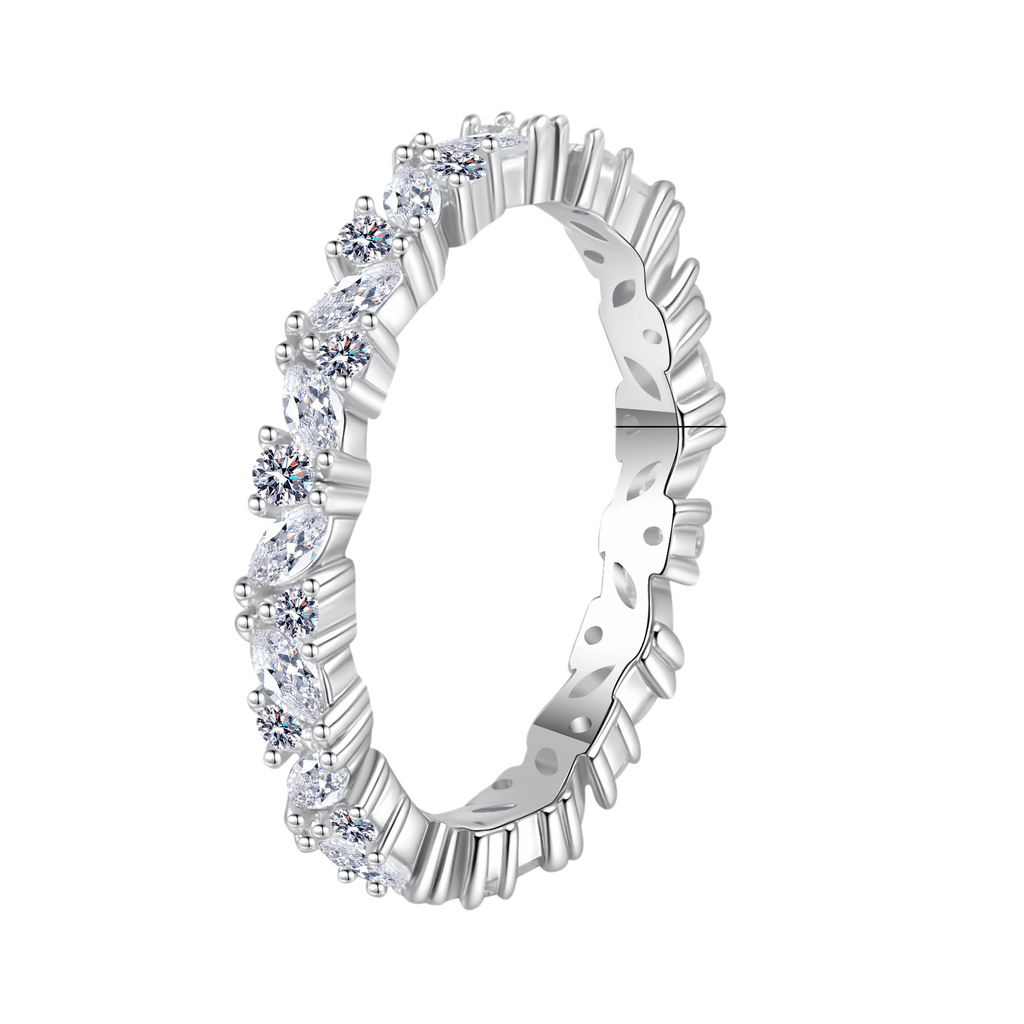 Hayesaura | French Ins-Style Starry Sky Statement Moissanite Band