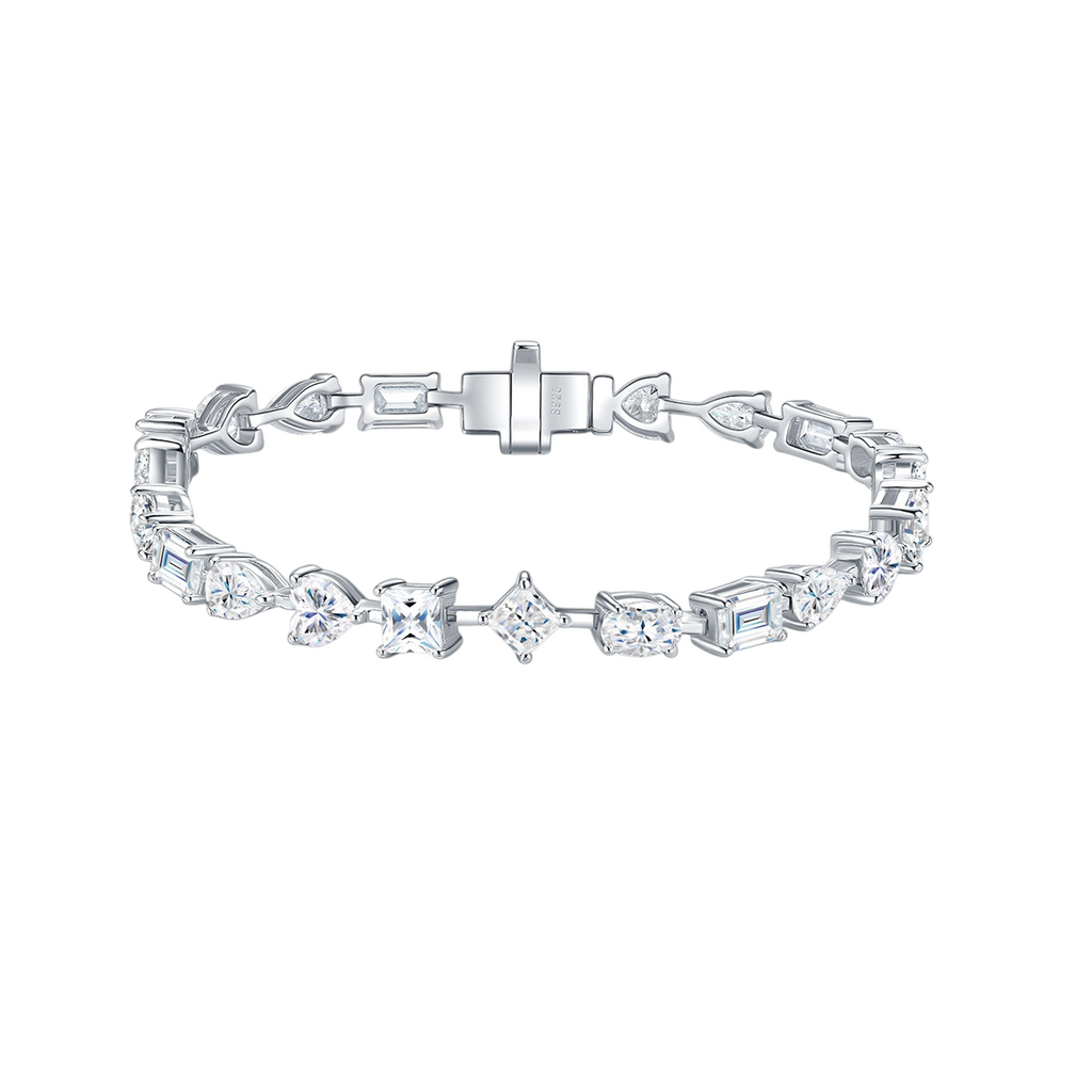 Hayesaura | Romantic Parisian 18K Plated Pear-Cut Moissanite Tennis Bracelet | Clean Fit Bridal Essential