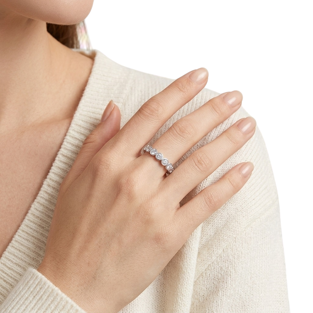 Hayesaura | British Royal Full Moissanite Proposal Ring | Minimalist