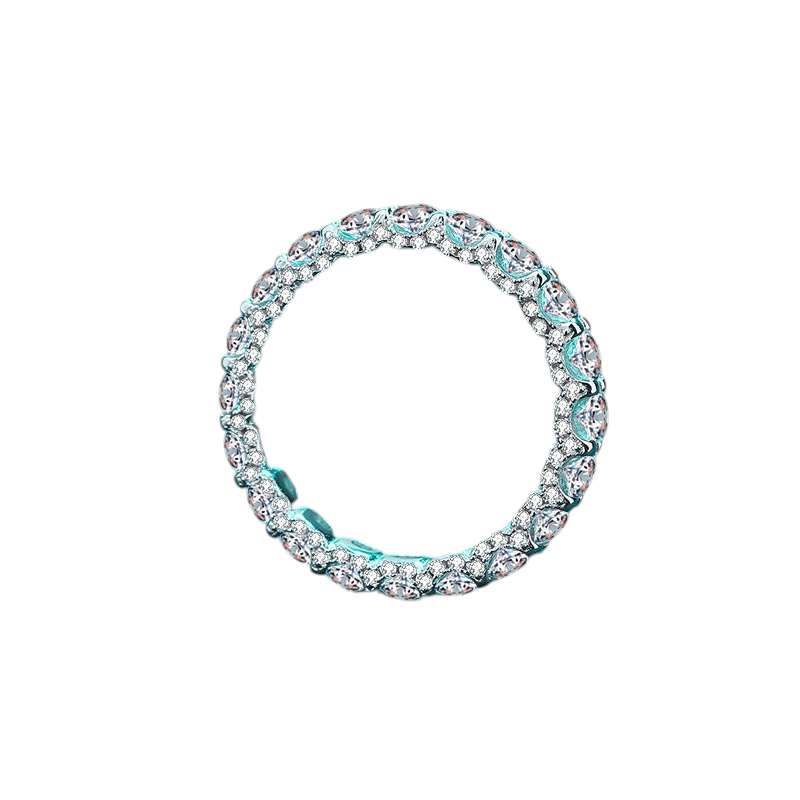 Hayesaura | Pave Cluster Cuban Link Moissanite Statement Ring