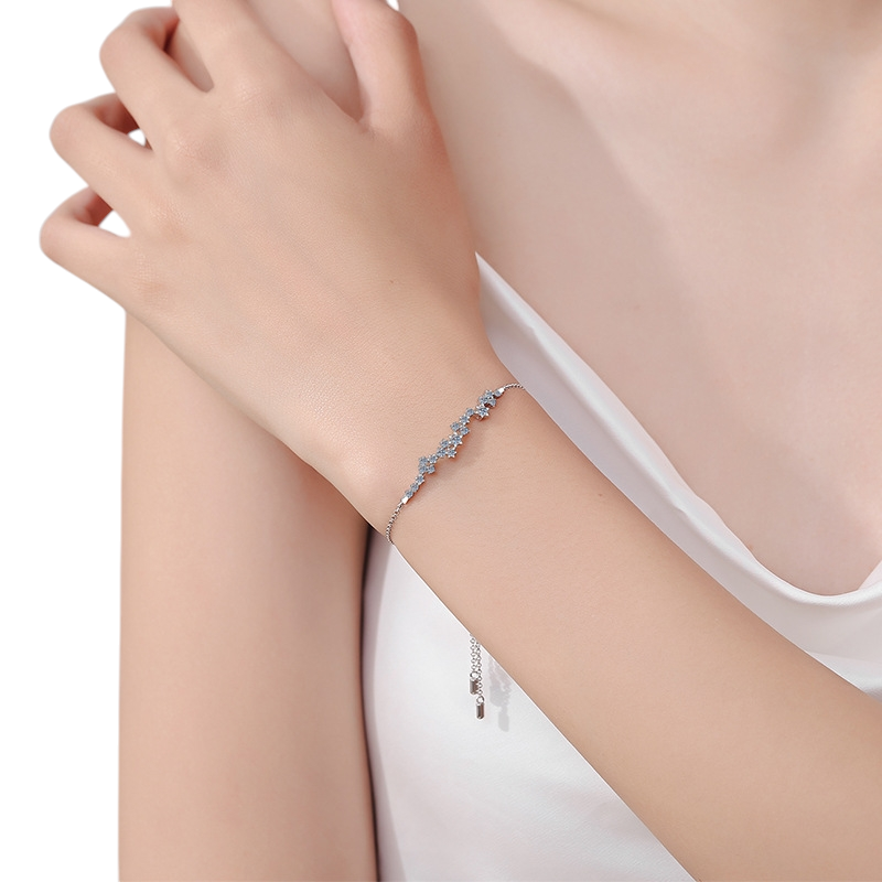Hayesaura | Botanical Poetry Floral Branch Adjustable Slider Bracelet | High-Cold Organic Hand Accessory