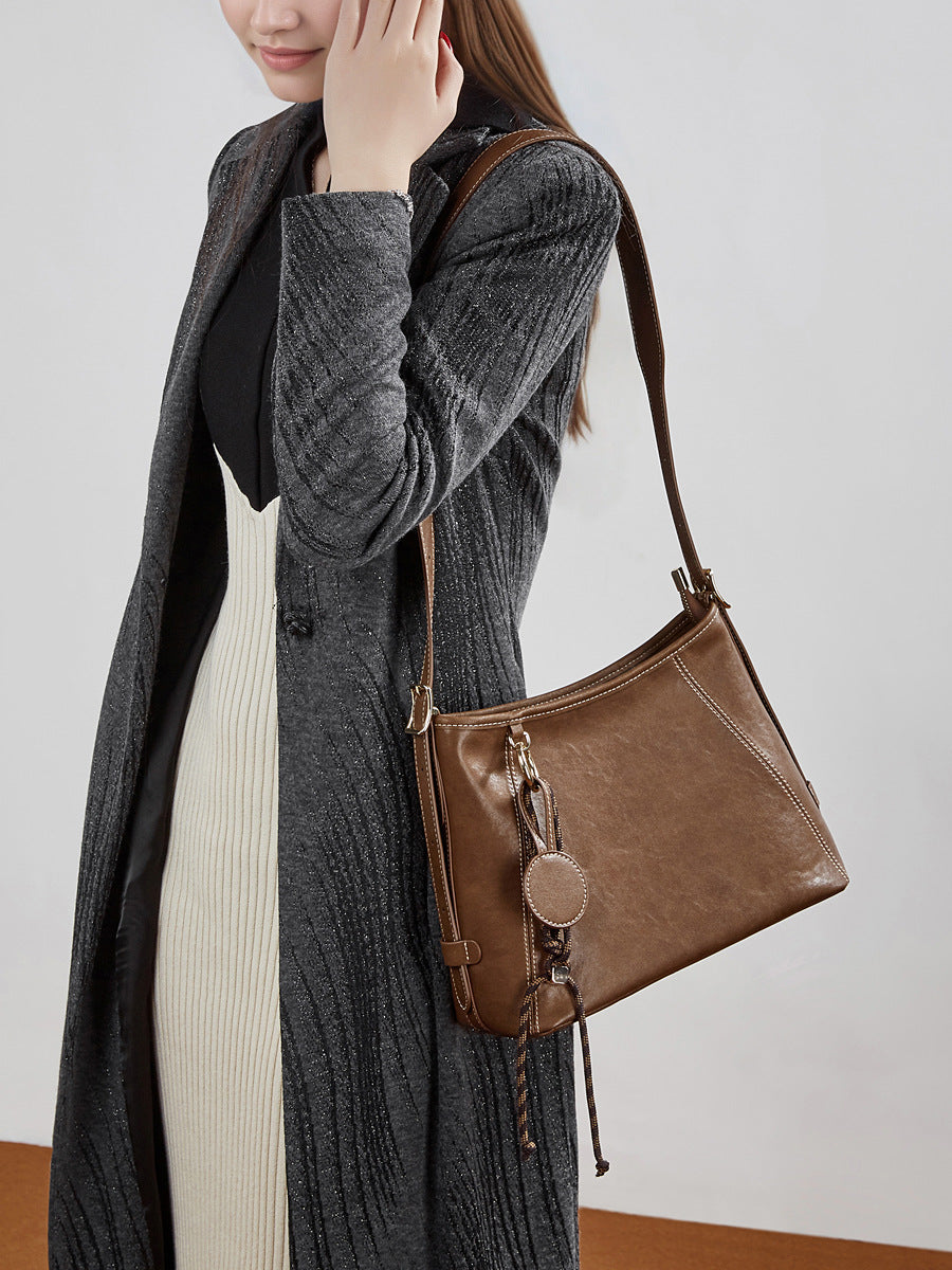 Hayesaura | 2026 Summer Vegetable-Tanned Leather Hobo Commuter Tote