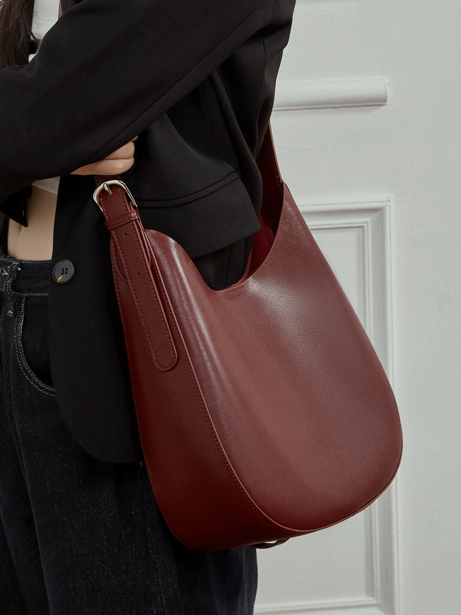 Hayesaura | 2026 Niche Crescent Genuine Leather Underarm Crossbody