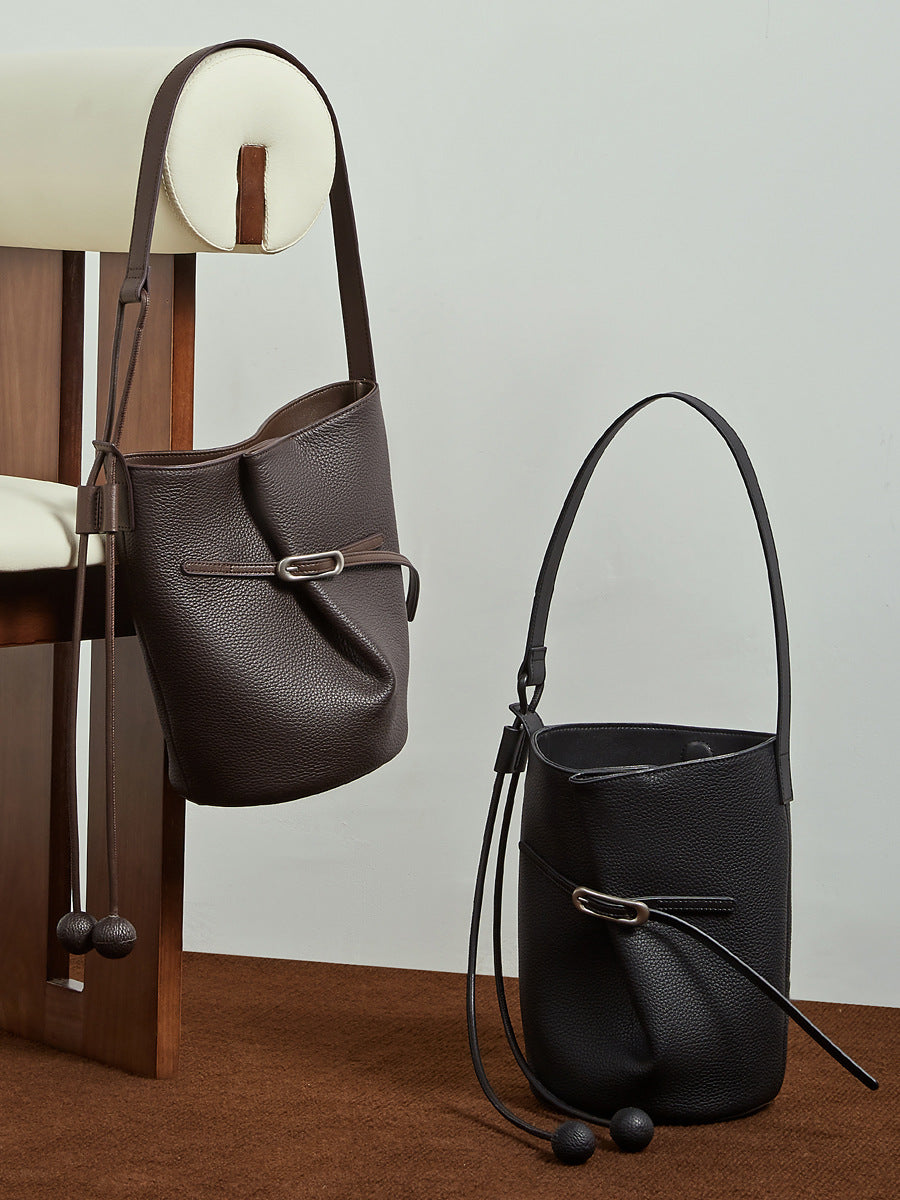 Hayesaura | Niche Top-Layer Cowhide Large Capacity Bucket Crossbody