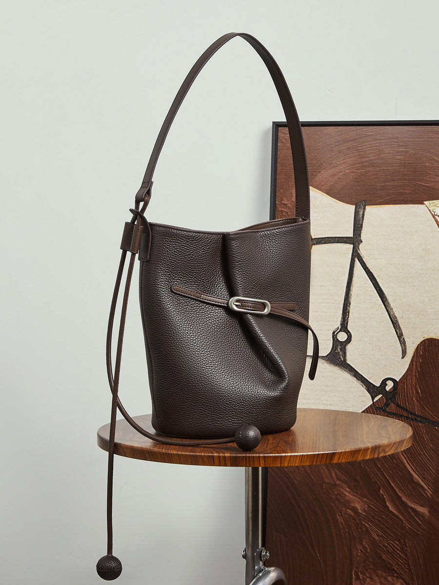 Hayesaura | Niche Top-Layer Cowhide Large Capacity Bucket Crossbody