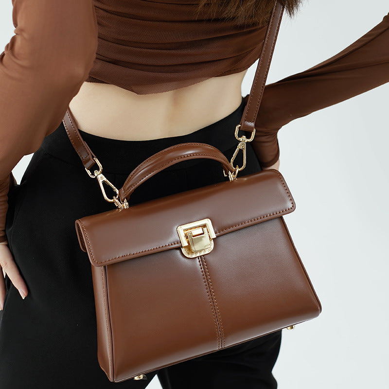 Hayesaura | 2026 Horseshoe Buckle Genuine Leather Kelly Handbag