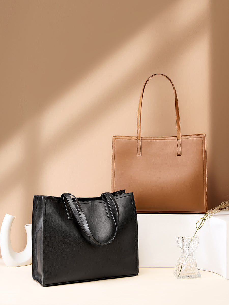 Hayesaura | Winter Niche Black Cowhide Large Commuter Laptop Tote