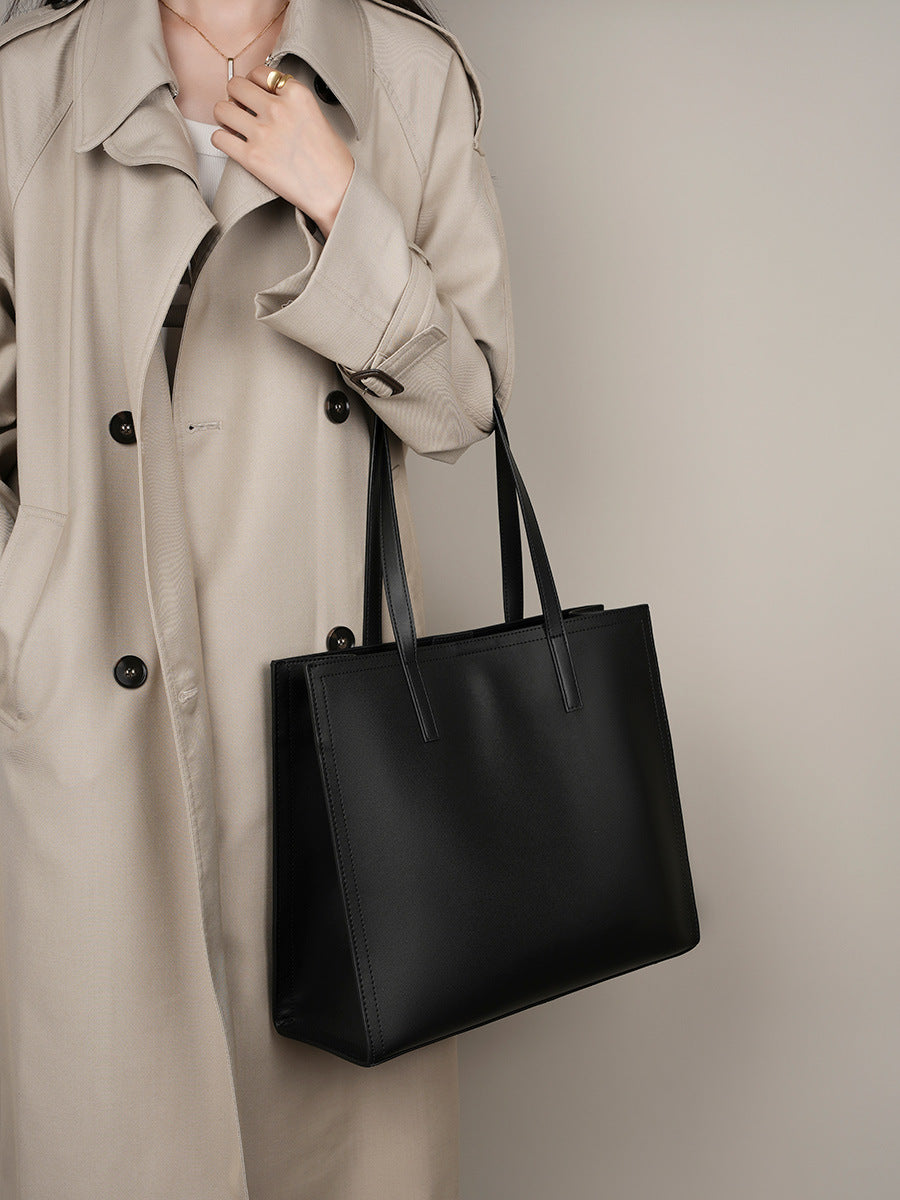 Hayesaura | Winter Niche Black Cowhide Large Commuter Laptop Tote