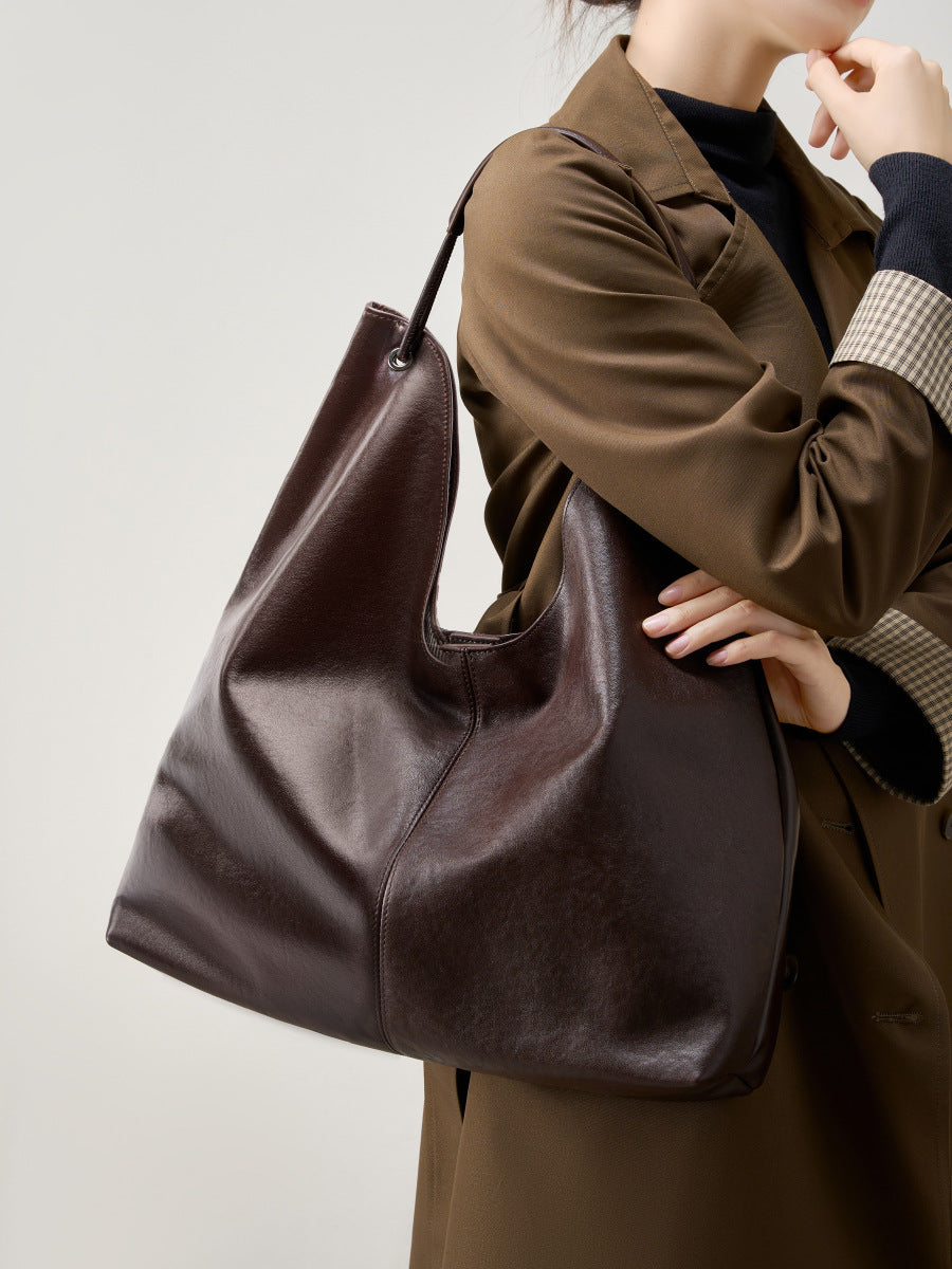 Hayesaura | 2026 Vegetable-Tanned Cowhide Campus & Commuter Tote