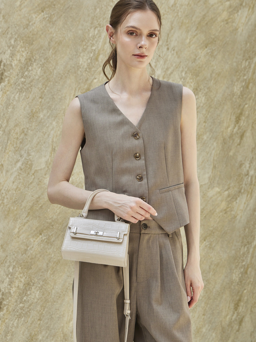 Hayesaura | 2026 Croc-Embossed Cowhide Kelly Top-Handle Bag