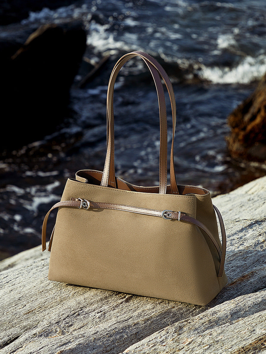 Hayesaura | Suede Matte Cowhide Retro Large Capacity Commuter Crossbody