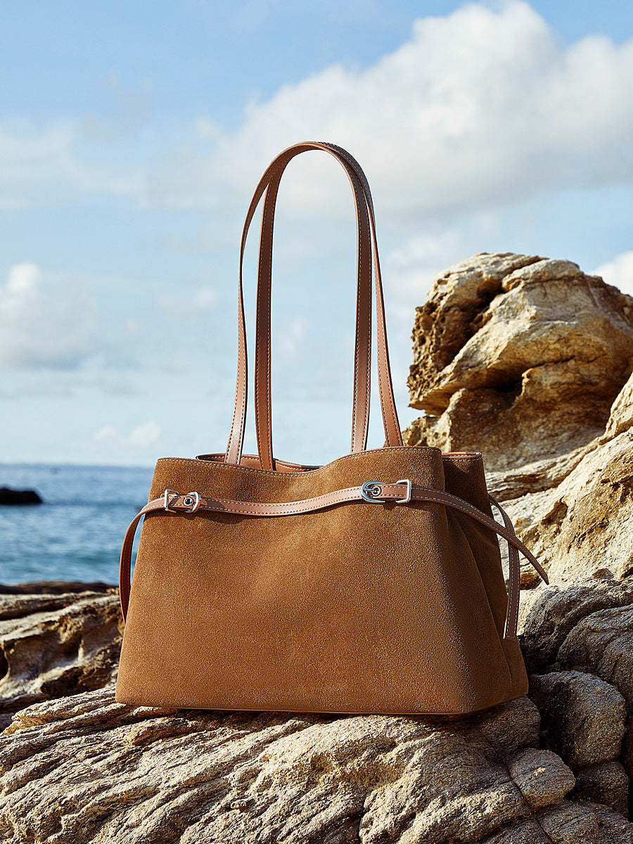 Hayesaura | Suede Matte Cowhide Retro Large Capacity Commuter Crossbody