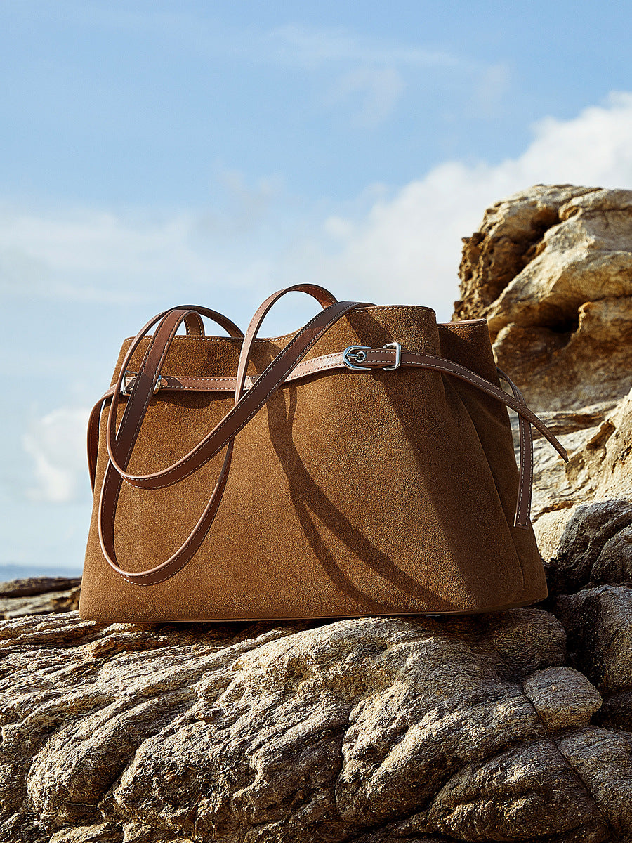 Hayesaura | Suede Matte Cowhide Retro Large Capacity Commuter Crossbody