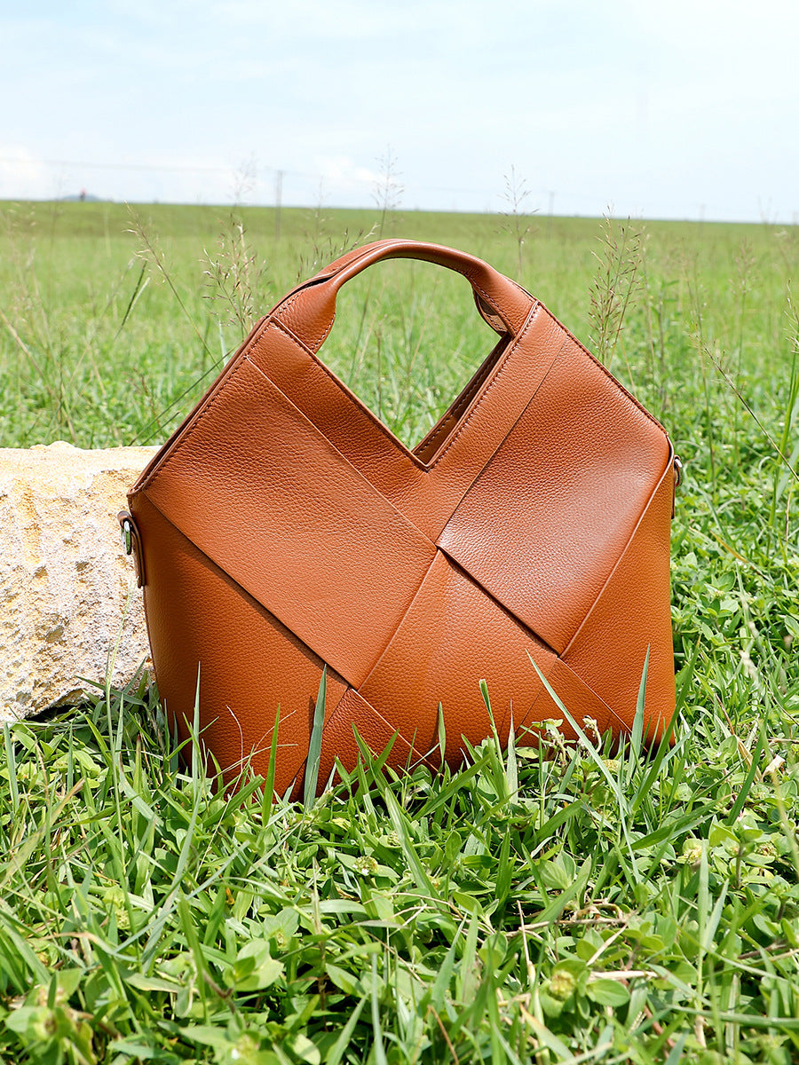 Hayesaura | Inverted Triangle Woven Soft Leather Handbag