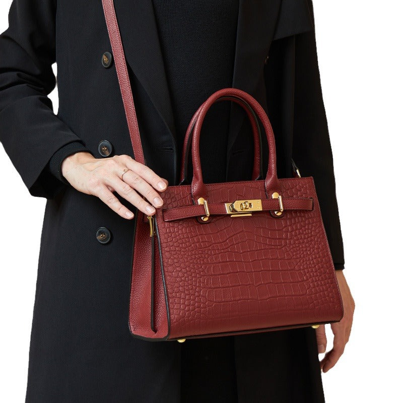 Hayesaura | 2026 Eternal Grace Large Capacity Maternal Heritage Tote