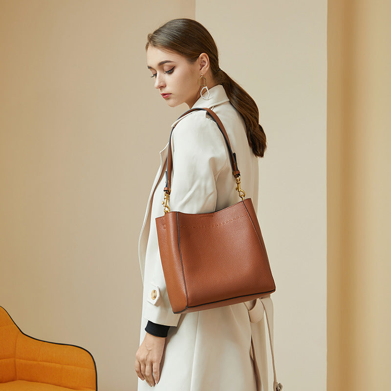 Hayesaura | Top-Layer Cowhide Retro Large Bucket Tote Crossbody