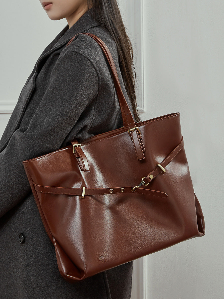 Hayesaura | 2026 Vegetable-Tanned Cowhide Large Underarm Tote