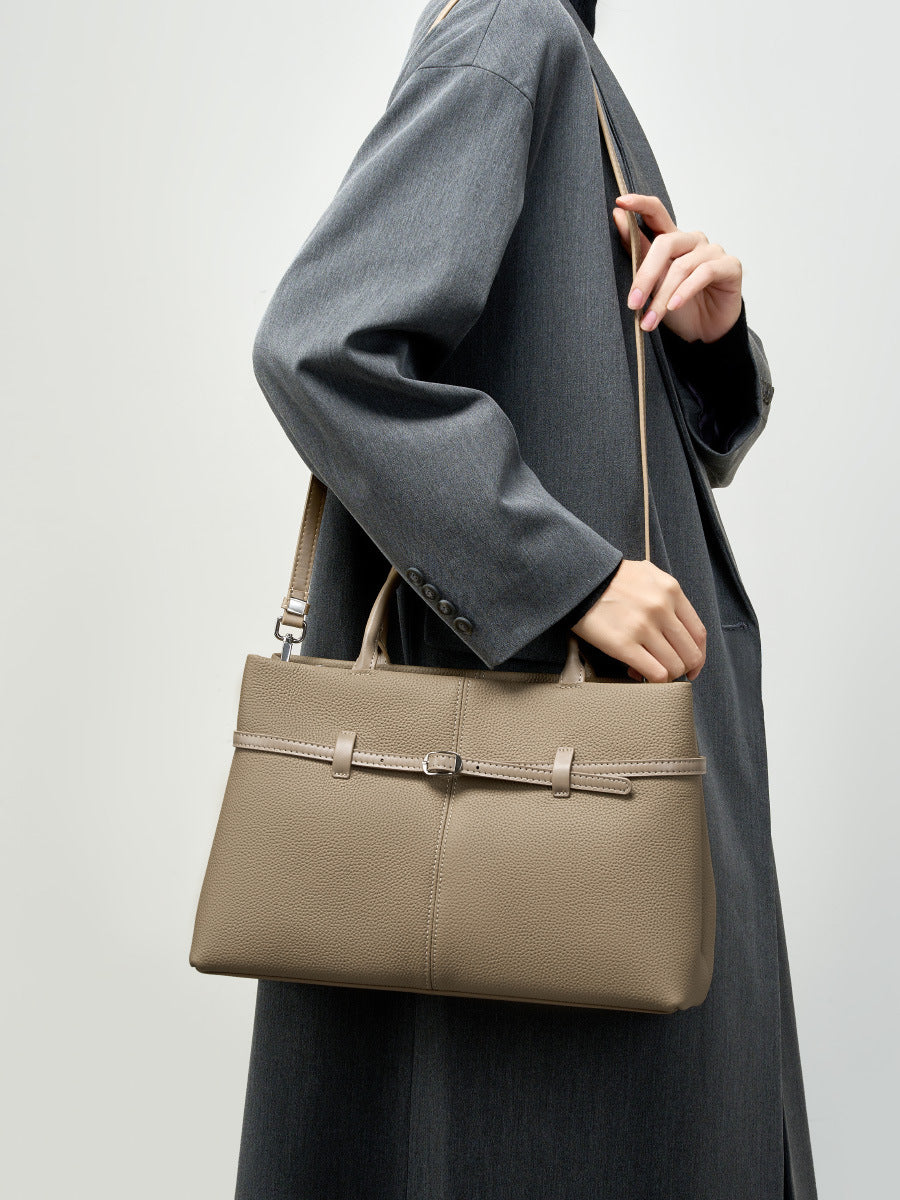 Hayesaura | High-Cold Genuine Leather Large Commuter Platinum Briefcase