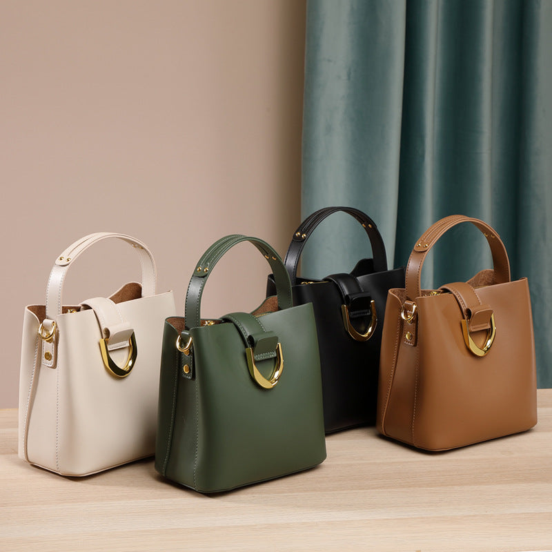 Hayesaura | Strictly Selected Genuine Leather Commuter Bucket Bag