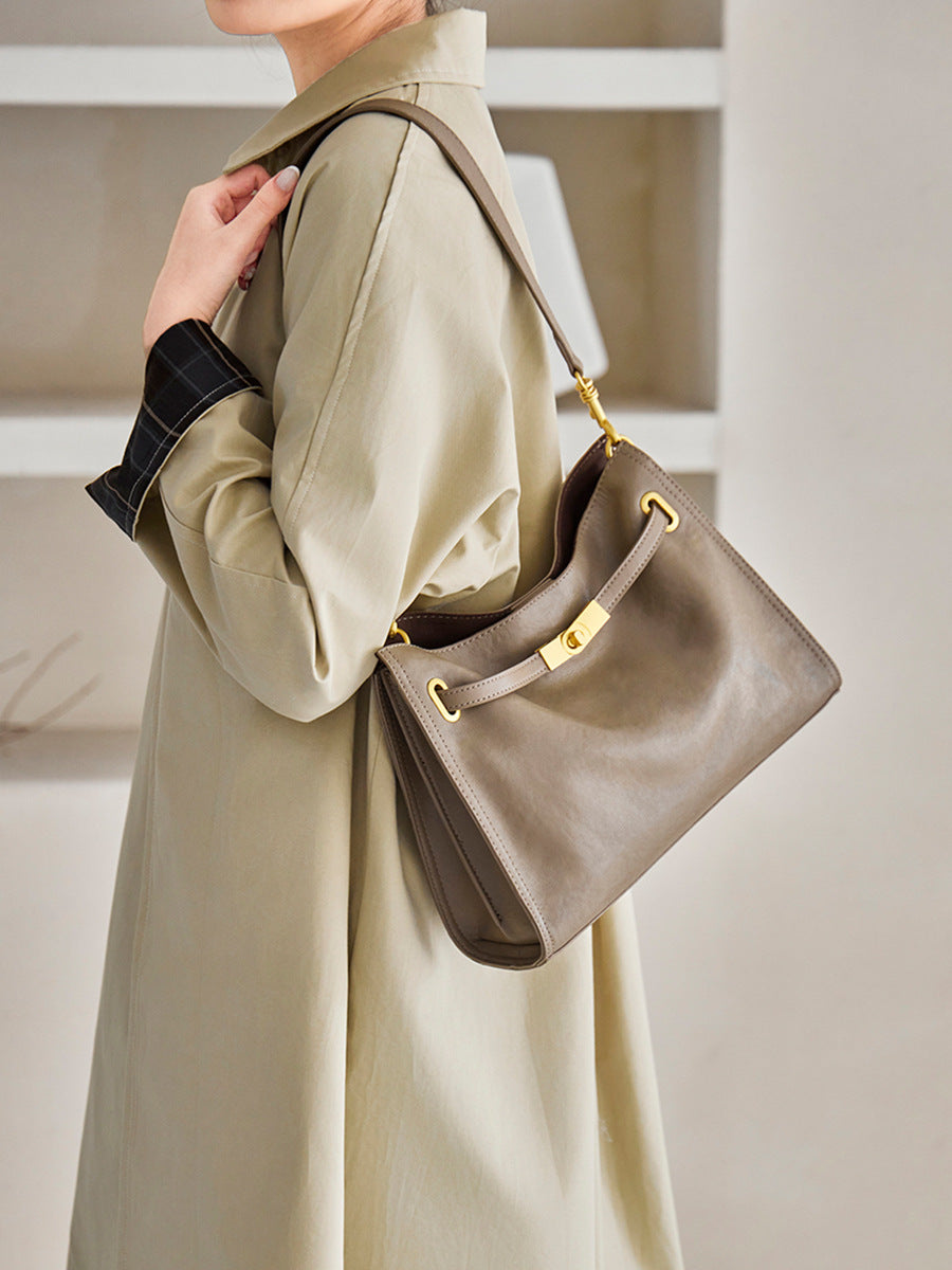 Hayesaura | 2026 Retro Genuine Leather Commuter Crossbody