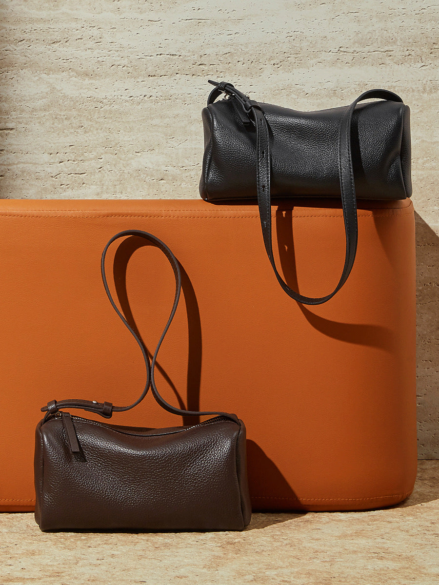 Hayesaura | High-Texture Underarm Cylinder Crossbody Bag