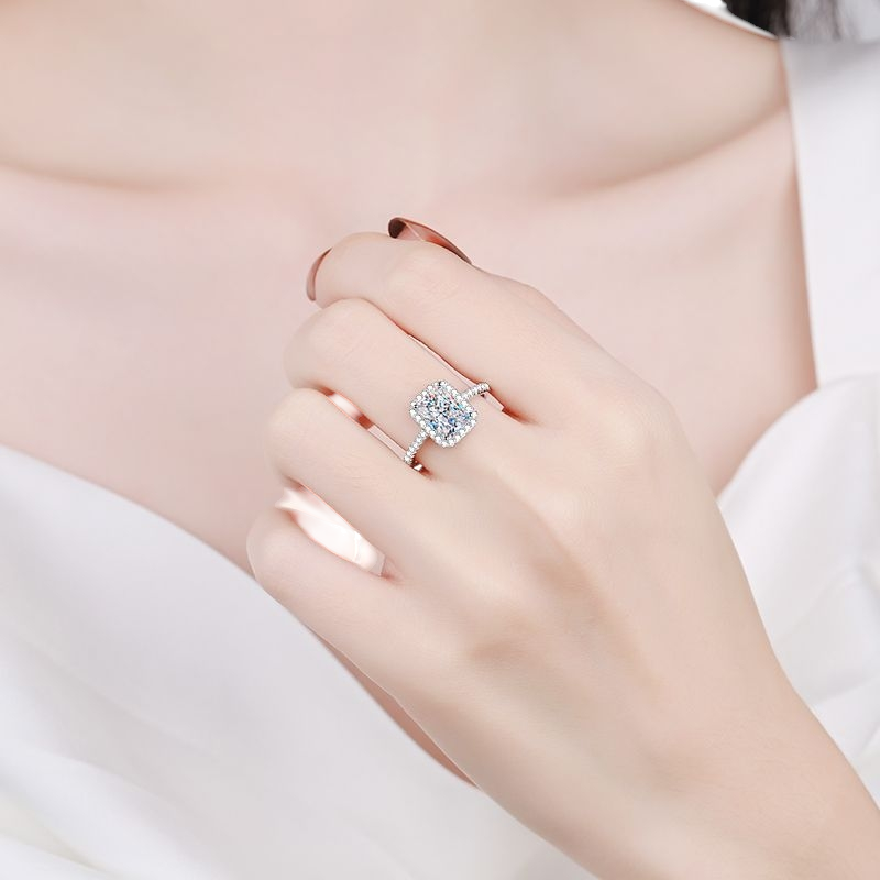 Hayesaura | Sugar Cube Micro-Pave Heteromorphic Moissanite Ring