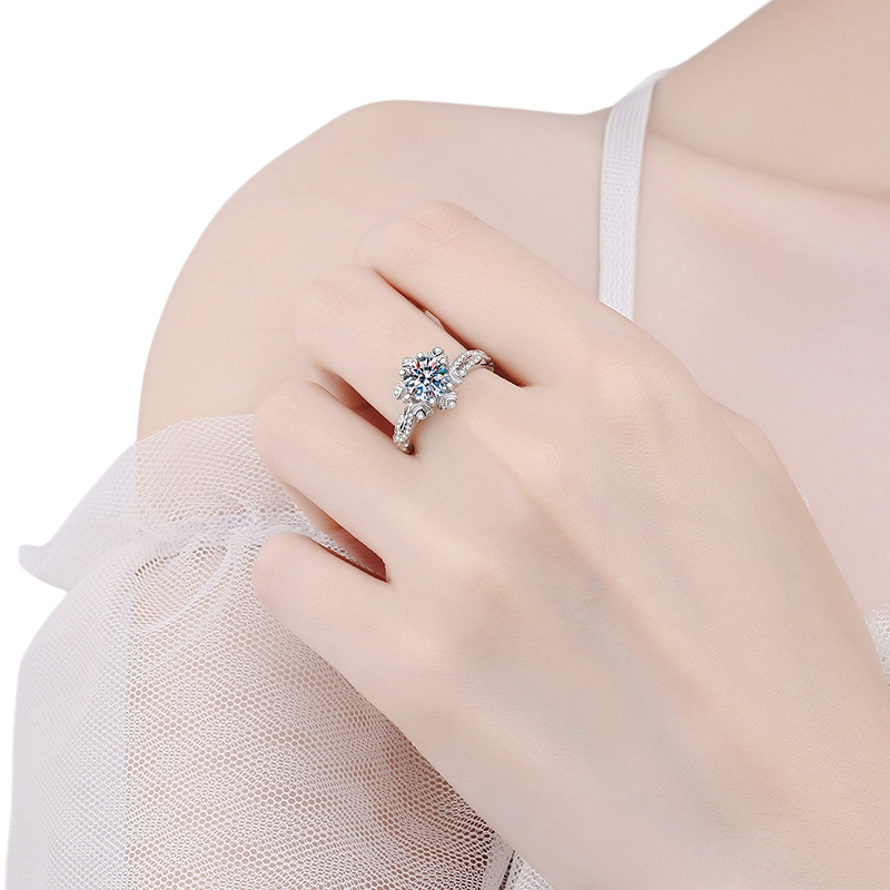Hayesaura | Korean Niche Floral Blossom Moissanite Ring
