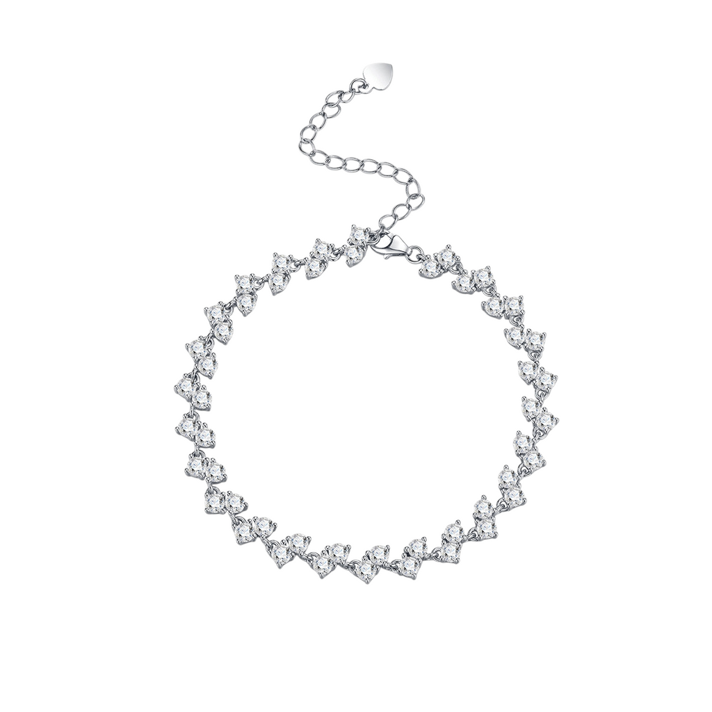 Hayesaura | triangle Brilliant Solitaire 18K Plated Moissanite Chain | Clean Fit Office Daily Commute