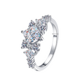 Hayesaura | High-Cold Geometric Square Matrix Moissanite Ring