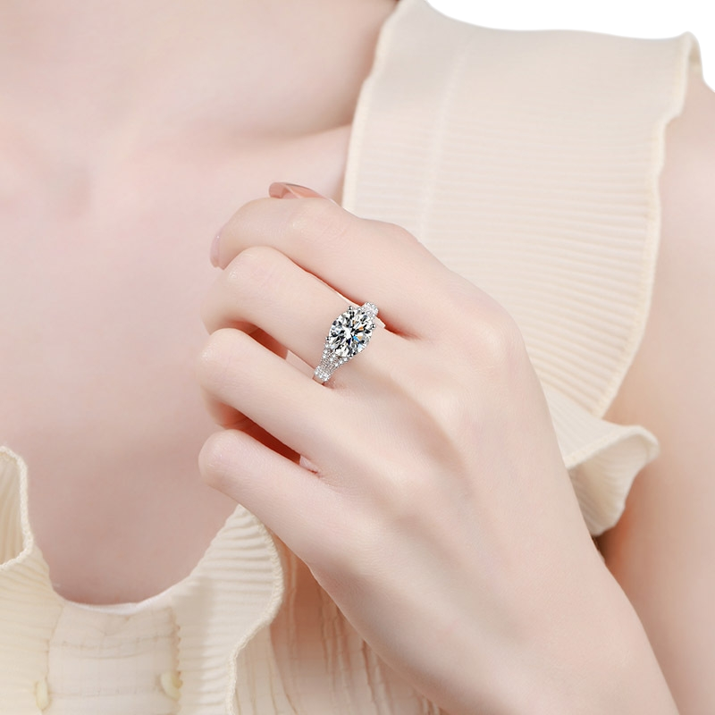 Hayesaura | Old Money 18K Plated Pigeon Egg Moissanite Statement Ring | Quiet Luxury Gala Cocktail Ring