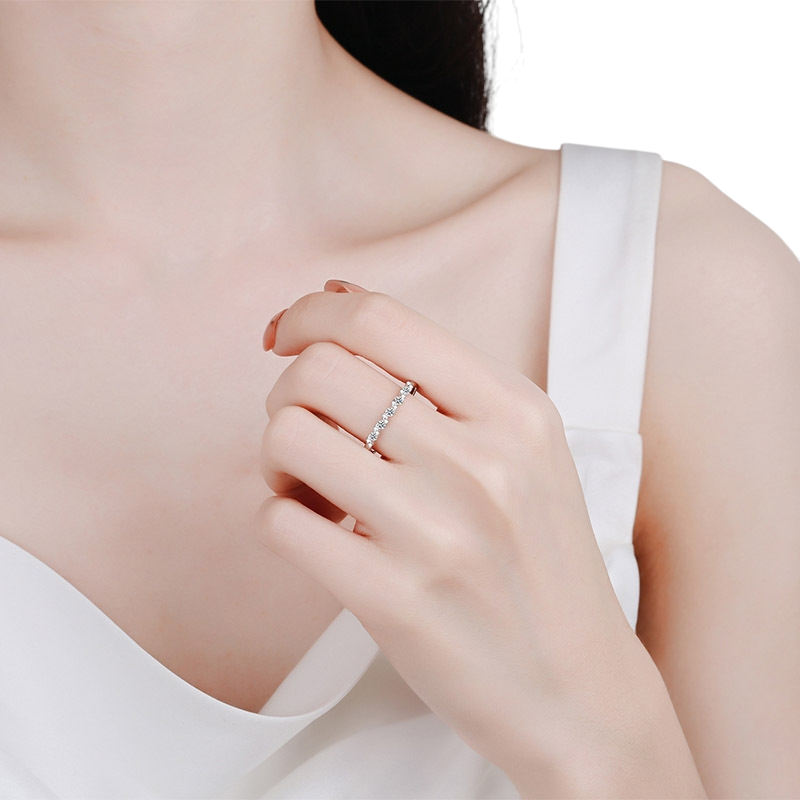 Hayesaura | Water Ripple Textured Full Moissanite Eternity Band