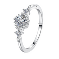Hayesaura | Minimalist Geometric Cube High-Cold Moissanite Ring