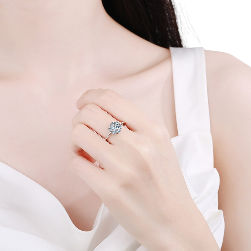 Hayesaura | Coquette Romance 18K Plated Six-Prong Heart Moissanite Ring | Quiet Luxury Bridal Engagement Ring