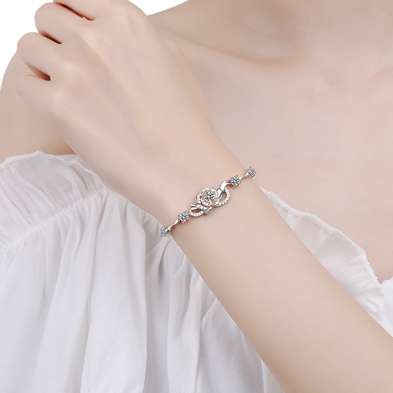 Hayesaura | Gothic Romance Two-Tone Rose Moissanite | Avant-Garde Statement Bangle