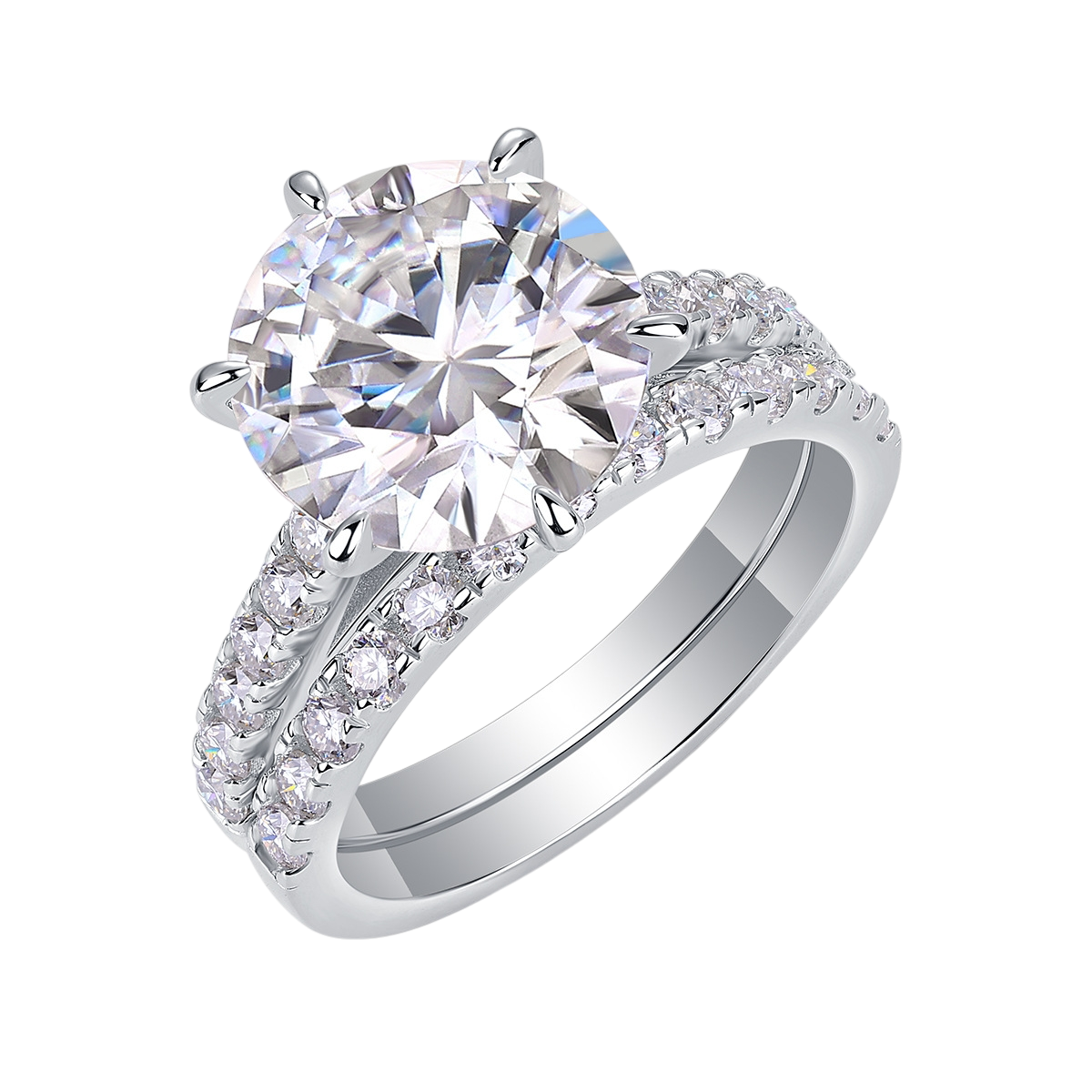 Hayesaura | Euro-Chic Stackable Moissanite Proposal Ring | Minimalist