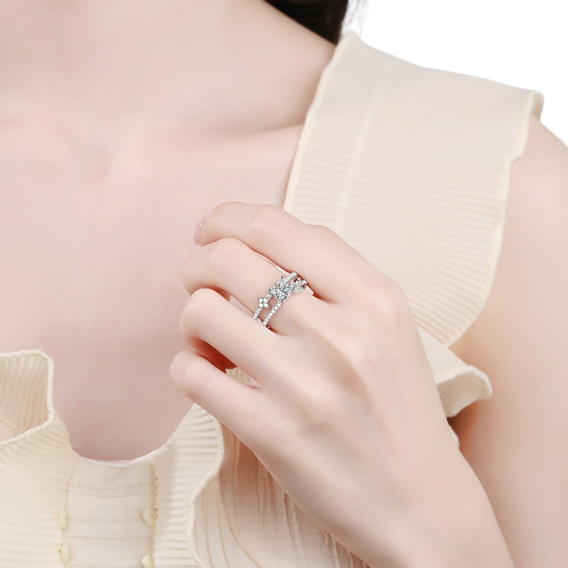 Hayesaura | Princess Square Cut Architectural Moissanite Wedding Ring