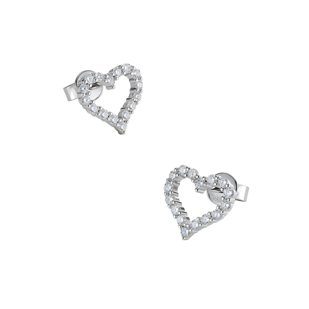 Hayesaura | Parisian Chic 18K Plated Heart Moissanite | Quiet Luxury Romantic Studs