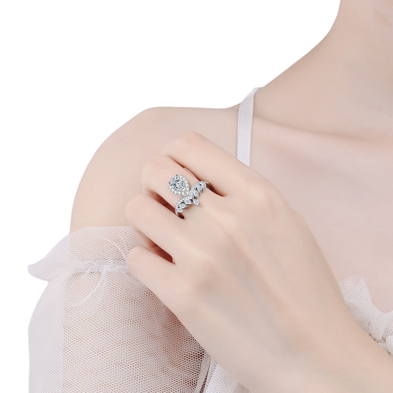 Hayesaura | Avant-Garde 18K Plated Heteromorphic Moissanite Solitaire | Cyber Y2K Proposal Ring