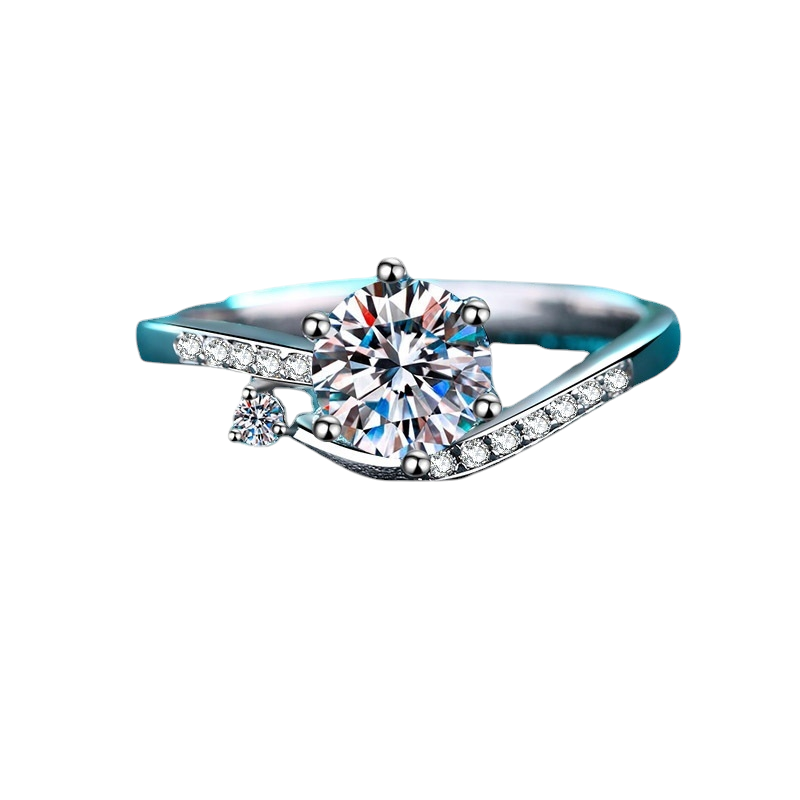 Hayesaura | Quiet Luxury Four-Prong Moissanite Solitaire Ring