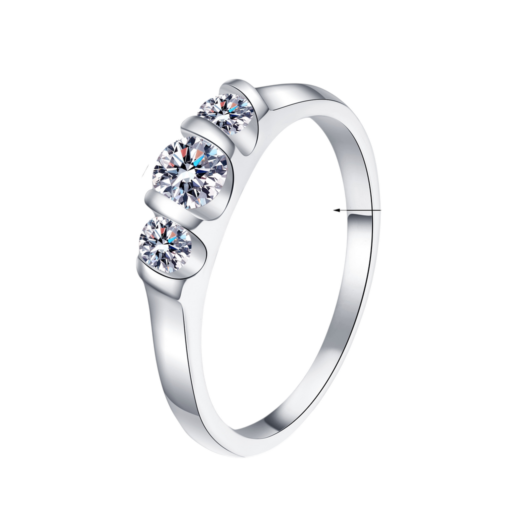 Hayesaura | Sculptural Wave Asymmetric Full Moissanite Band