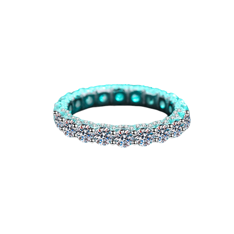 Hayesaura | Pave Cluster Cuban Link Moissanite Statement Ring