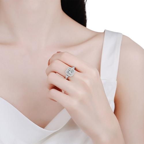 Hayesaura | Beveled Asscher Cut Luxury Moissanite Statement Ring