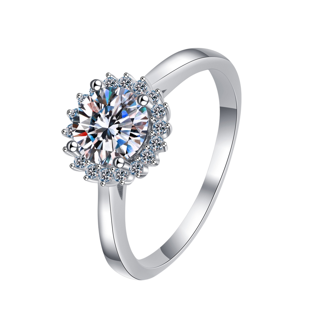 Hayesaura | Sunflower Halo Cluster Brilliant Moissanite Ring