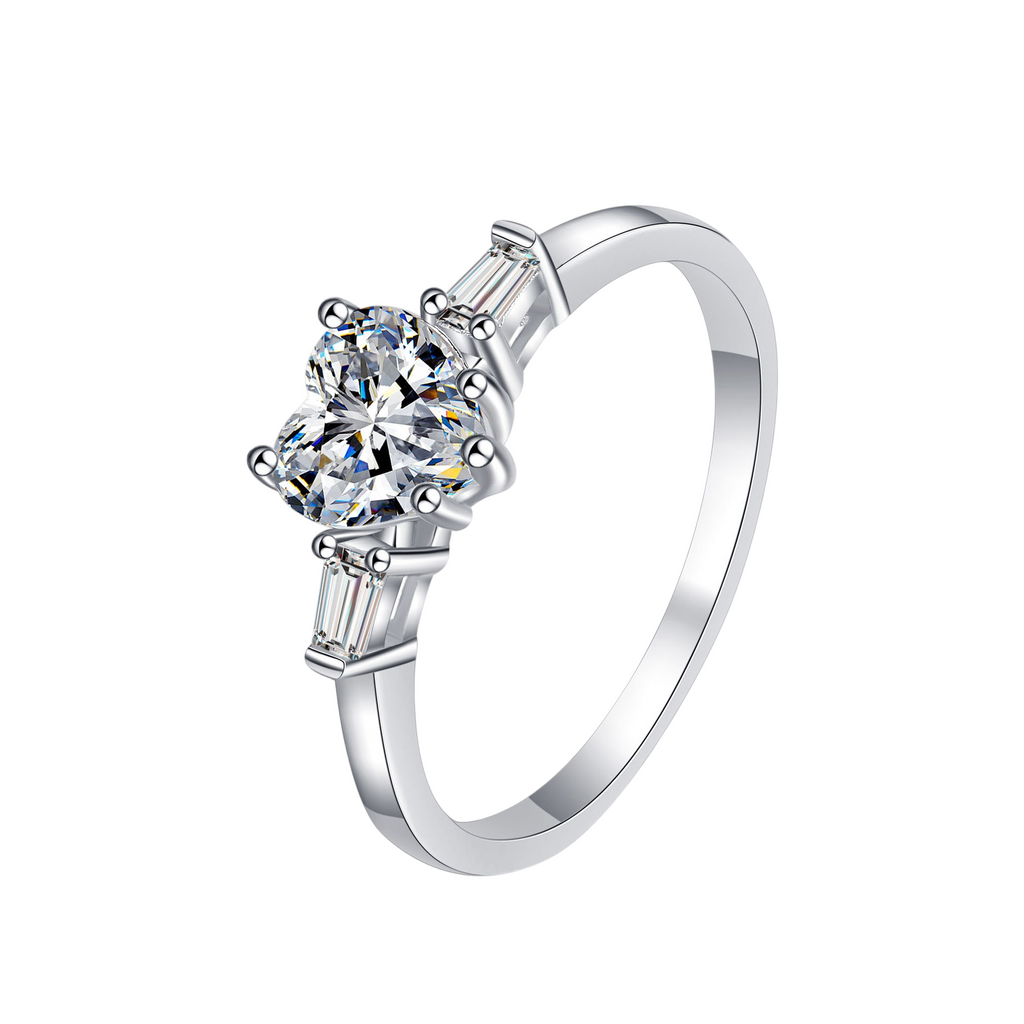 Hayesaura | Cyber Y2K Heart-Shaped Moissanite Proposal Ring