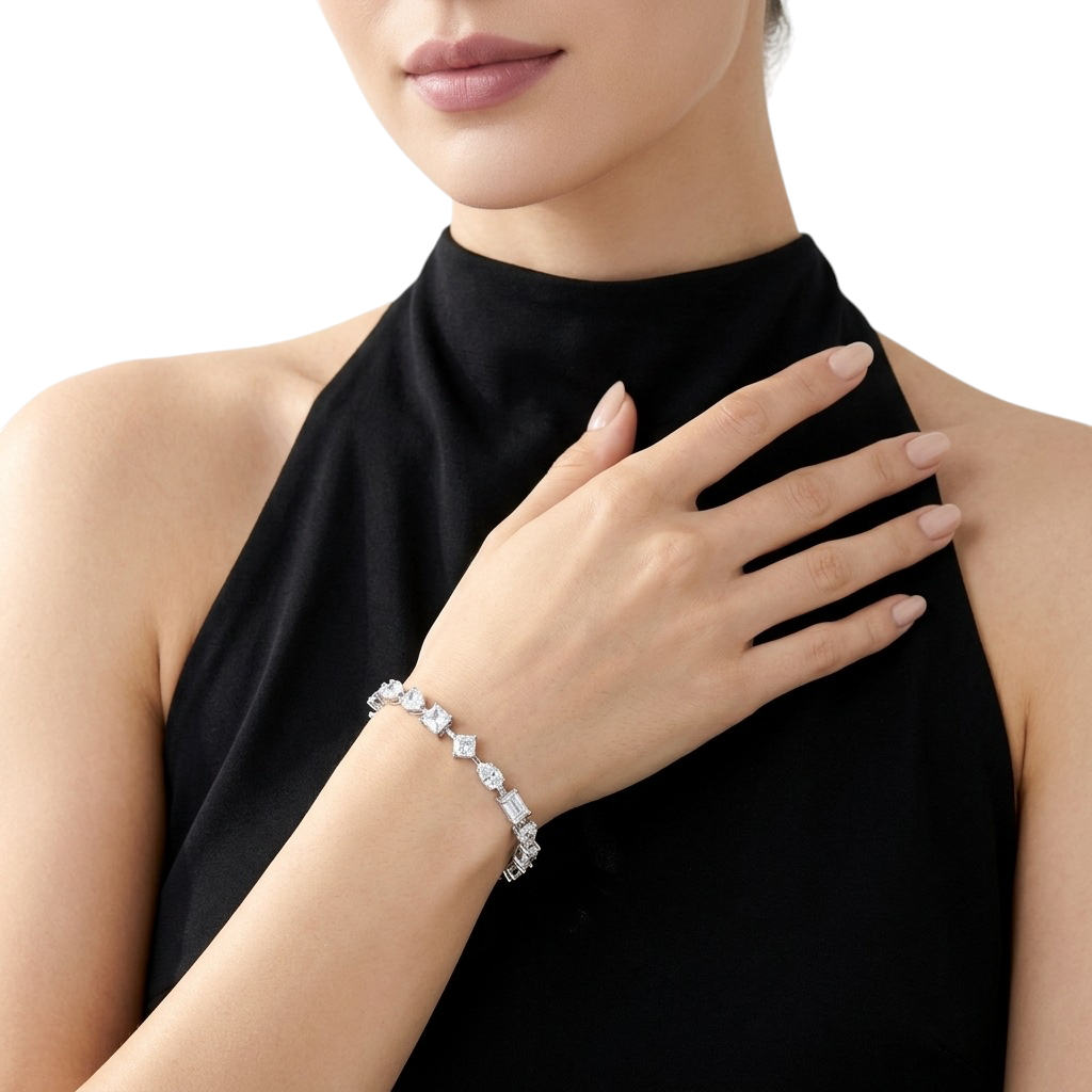 Hayesaura | Romantic Parisian 18K Plated Pear-Cut Moissanite Tennis Bracelet | Clean Fit Bridal Essential