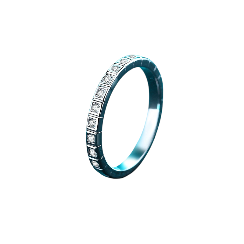 Hayesaura | Office Siren Ice Cube Half-Eternity Moissanite Band | High-Cold Minimalist Pinky Ring