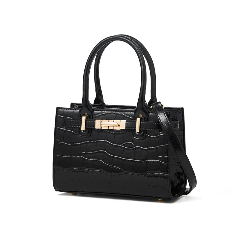 Hayesaura | 2026 Winter Light Luxury Top-Layer Cowhide Underarm Bag