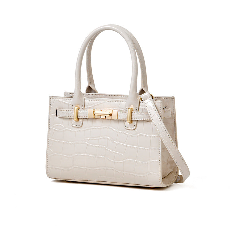 Hayesaura | 2026 Winter Light Luxury Top-Layer Cowhide Underarm Bag